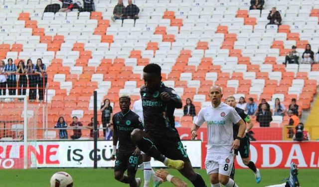 Trendyol Süper Lig: Y. Adana Demirspor: 0 - Fatih Karagümrük: 0 (Maç devam ediyor)