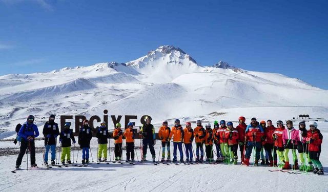 Türk Dünyası’ndan sporcuları buluşturan Erciyes Türksoy Kupası tamamlandı