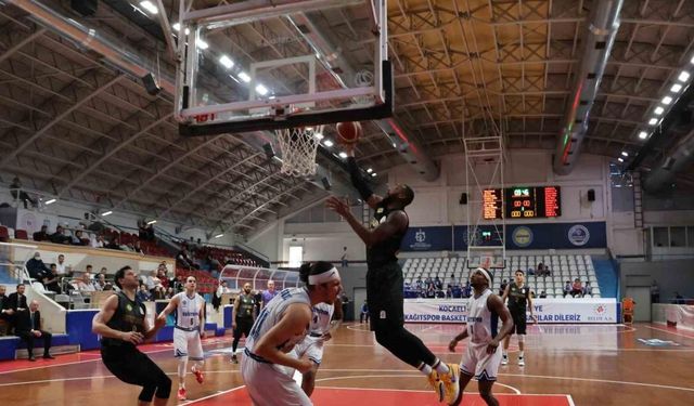 Türkiye Basketbol Ligi: Kocaeli Büyükşehir Belediye Kağıtspor: 82 - Esenler Erokspor: 85