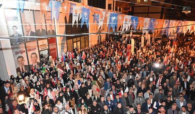 Tütüncü’nün Alanya seçim ofisi ziyareti mitinge dönüştü