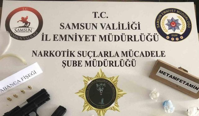 Uyuşturucu ve silahla yakalanan 2 kişi gözaltına alındı