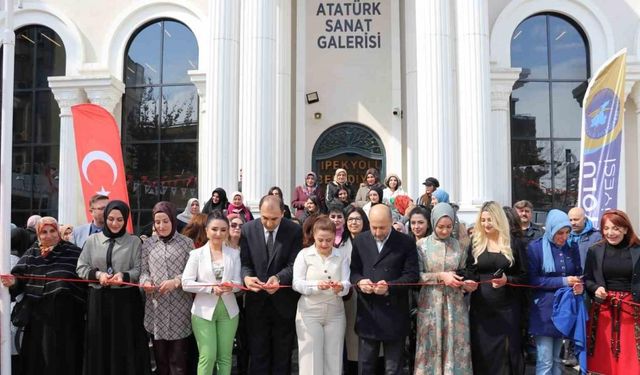 Van’da ‘Epoksi Sergisi’ne kadınlardan yoğun ilgi