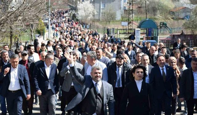 Yenice Karakaş’ı başkan gibi ağırlıyor