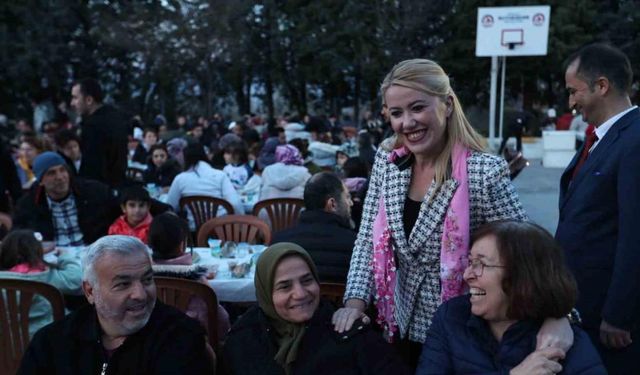 Yenişehir hep birlikte orucunu açtı