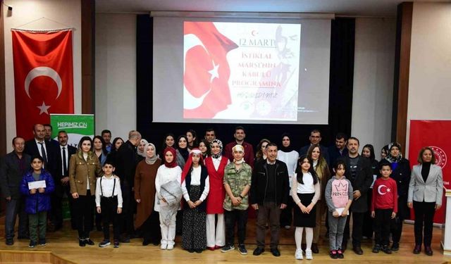 Yeşilyurt’ta İstiklal Marşı’nı güzel okuma yarışması düzenlendi