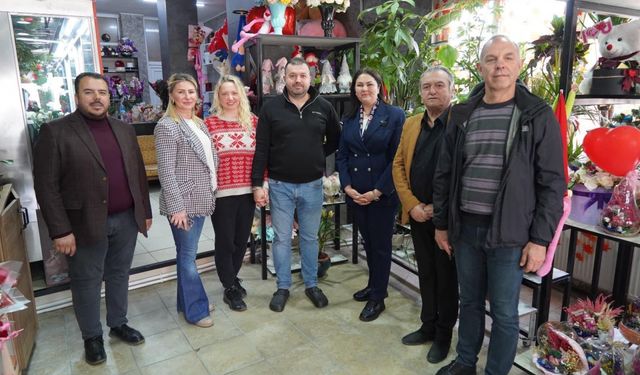 Edirne'de belediye başkan adayları seçim çalışmalarını sürdürüyor