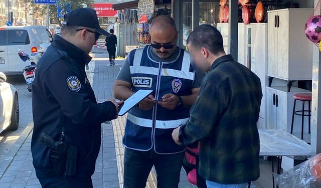 Çanakkale'de okul çevreleri ve servis araçları denetlendi