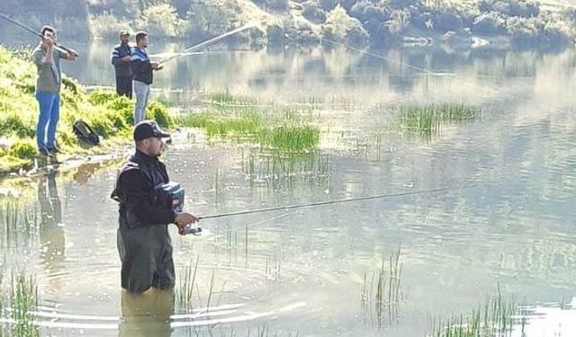 Çan'da turna balığı tutma yarışması düzenlendi