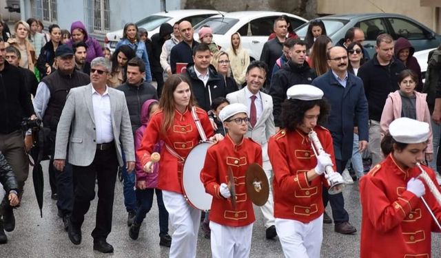 Gelibolu'da Çocuk Şenliği düzenlendi