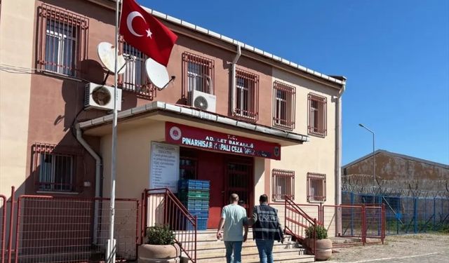 Kırklareli'nde 44 yıl kesinleşmiş hapis cezası bulunan firari hükümlü yakalandı