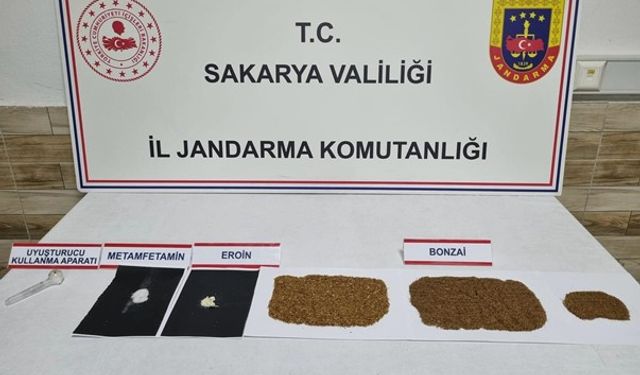 Sakarya'da uyuşturucu operasyonlarında 24 zanlı yakalandı