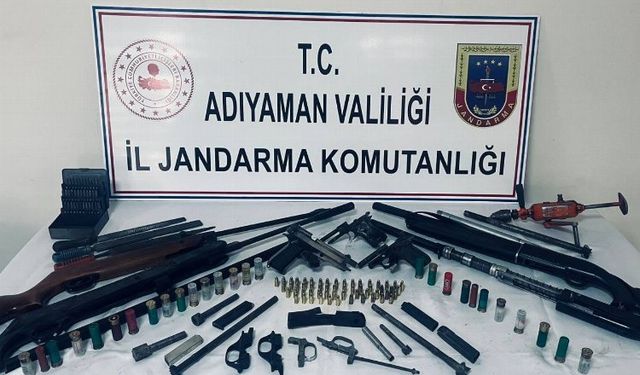 Adıyaman'da evden cephanelik çıktı