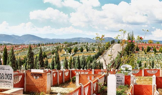 Arefe gününde Sakarya'da mezarlıklara ulaşım ücretsiz