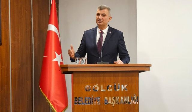 Başkan Sezer personeli ile bayramlaştı