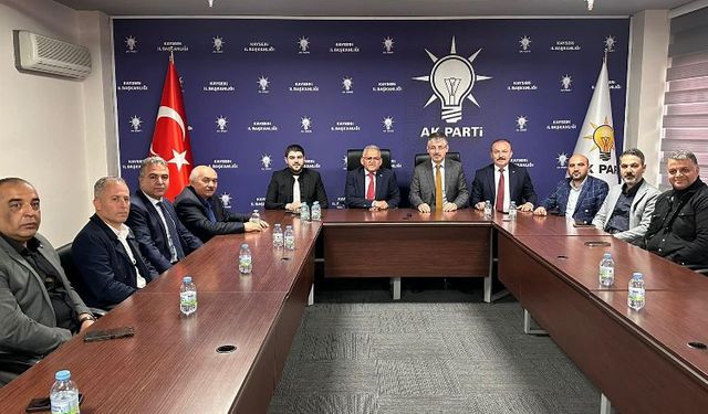 Cumhurbaşkanı Erdoğan AK Parti Kayseri'yle bayramlaştı