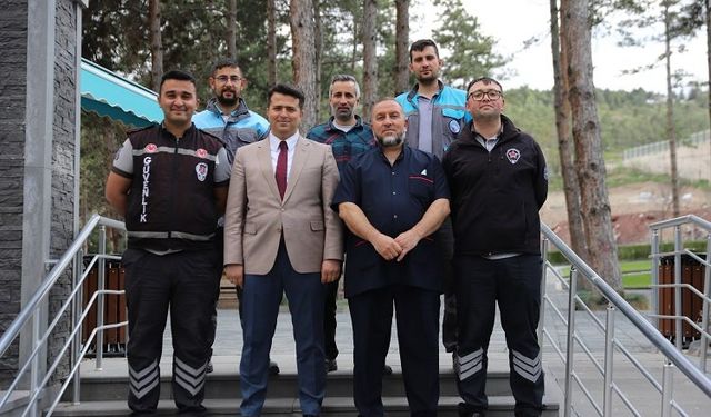 Kayseri Büyükşehir'den mezarlık mesaisi