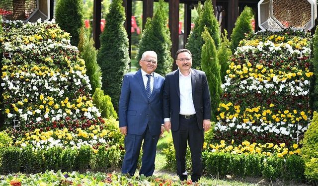 Kayseri Valisi'nden Büyükkılıç'a ziyaret