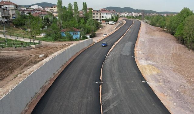 Kocaeli'de Derince-Körfez Kaşkaldere Kavşağı gün sayıyor