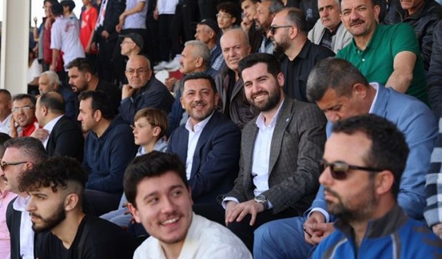 Nevşehir Belediyespor taraftarları Arı’yı bağrına bastı