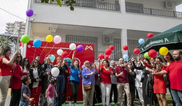 Otizm Farkındalık Günü kutlandı