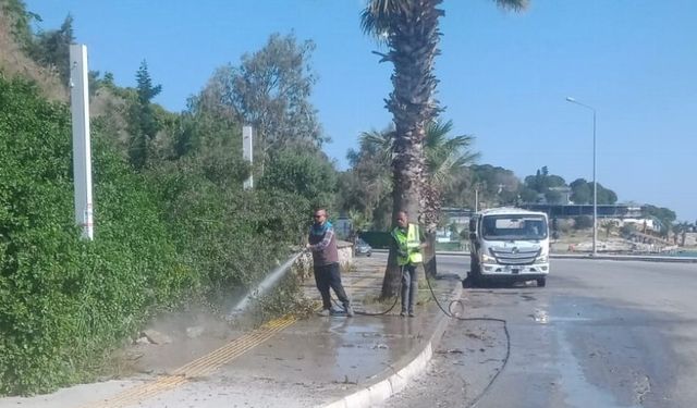 Urla sokaklarında bayram temizliği