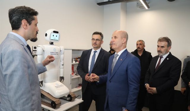 YÖK Başkanı Özvar’dan BTÜ Robot Merkezine tam not