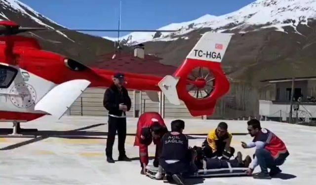 16 yaşındaki hasta için helikopter ambulans havalandı