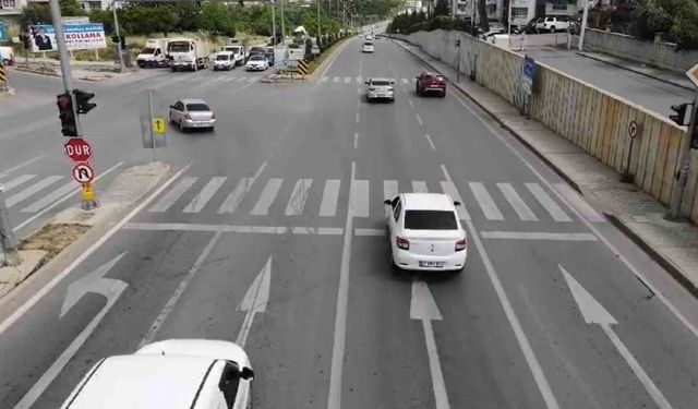 Alanya’da jandarmadan dron destekli trafik uygulaması