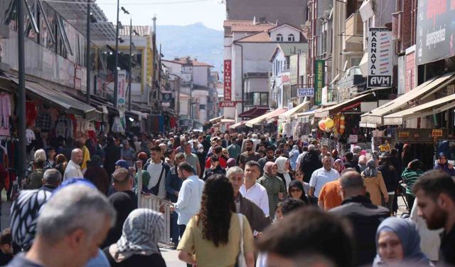 Sakarya'da bayram alışverişinde son gün yoğunluğu