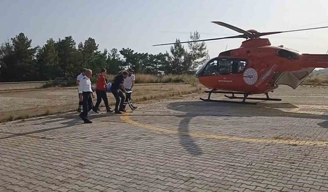 Ambulans helikopter 14 yaşındaki çocuk için havalandı