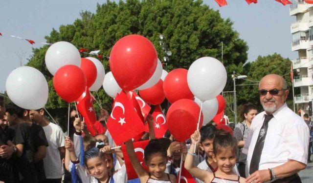 Antalya’da 23 Nisan kutlama programları başladı