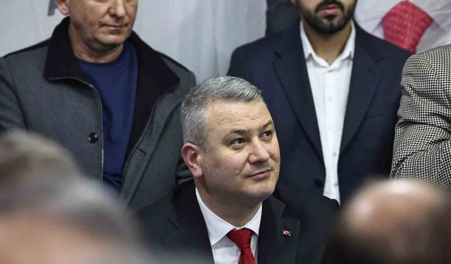 Başkan Çelik: “Öğrencilerimize yeni dönemde çok güzel sürprizlerimiz olacak”