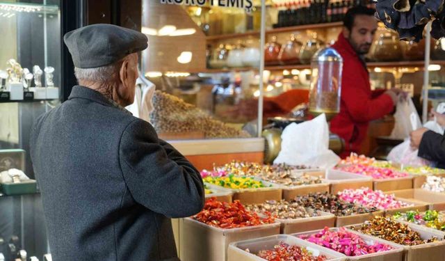 Bayram öncesi şeker ve çikolataya yoğun talep