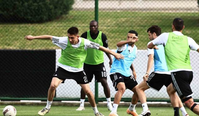 Beşiktaş, Fenerbahçe maçı hazırlıklarına başladı