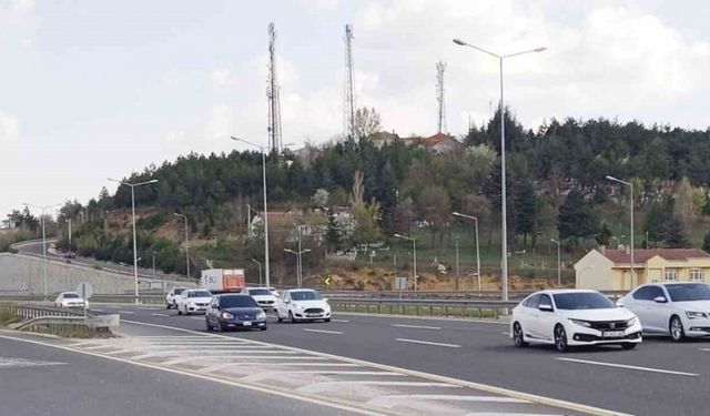 Bilecik çevreyolunda yoğun trafiğe rağmen aksaklık yaşanmadı