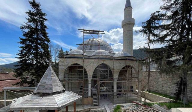 Osmanlı’nın 508 yıllık camisi, tarihe tanıklık ediyor