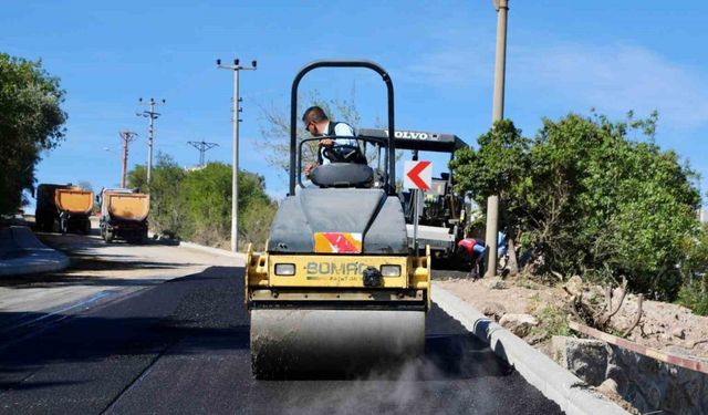 Bodrum Belediyesi yol yapım çalışmalarına devam ediyor