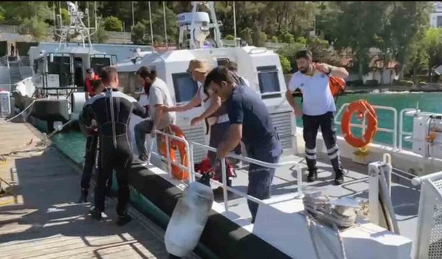 Boğulma tehlikesi yaşayan vatandaşa Sahil Güvenlikten tıbbi tahliye