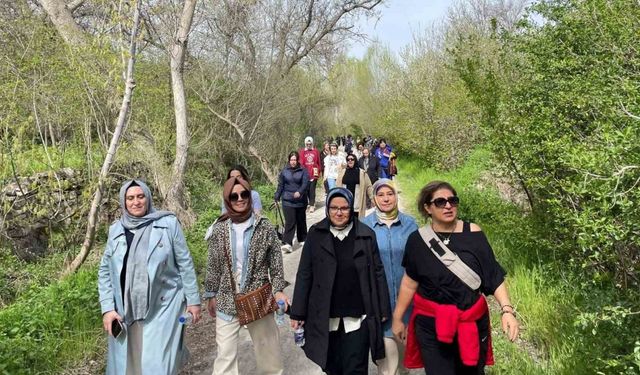 Böhürler; Sivil Toplum Temsilcileriyle Koramaz’ı gezdi