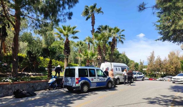 Bunalıma girdiği iddia edilen şahıs sokak ortasında kafasına sıktı