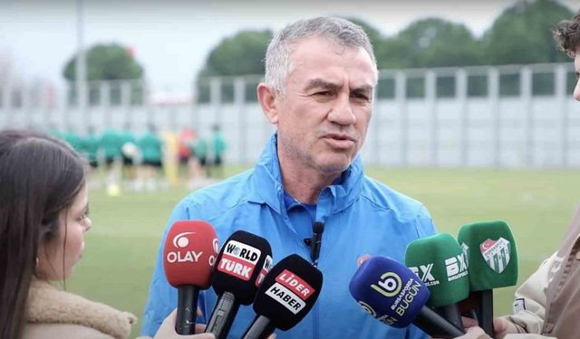 Bursaspor’da Teknik Direktör Ümit Şengül’le yollar ayrıldı