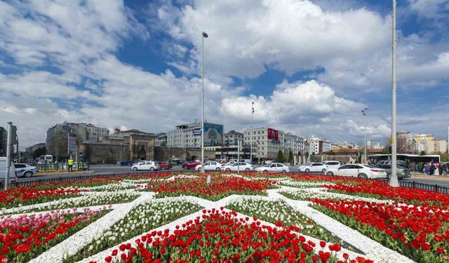 Büyükşehir ile Kayseri bayrama rengarenk giriyor