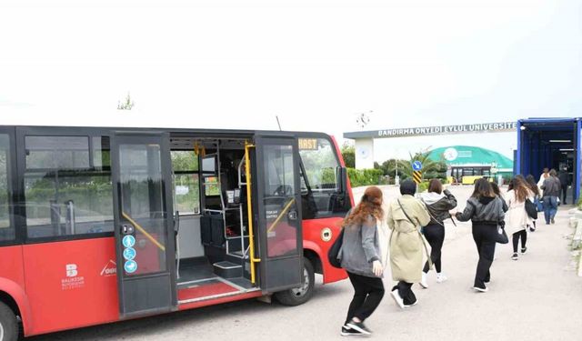 Büyükşehir, öğrencilere Bandırma’da 106 bin 204 kez ücretsiz ulaşım sağladı