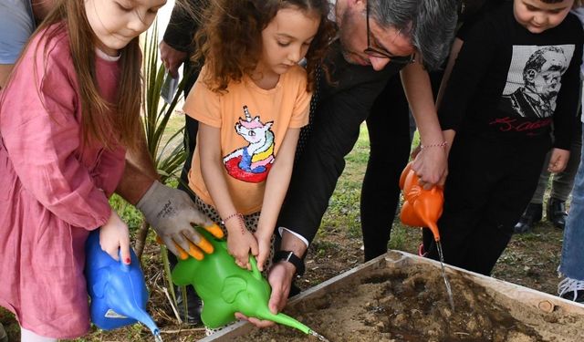 ÇOMÜ Çocuklar Evi Kreş ve Anaokulunda Tohumlar Toprakla Buluştu