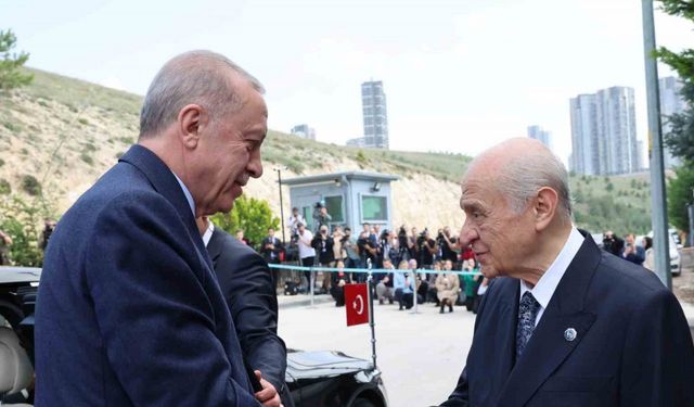 Cumhurbaşkanı Recep Tayyip Erdoğan, MHP Lideri Bahçeli’yi ziyaret ediyor.