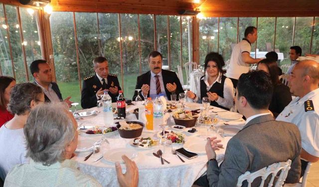 Dalaman’da polislerden iftar yemeği