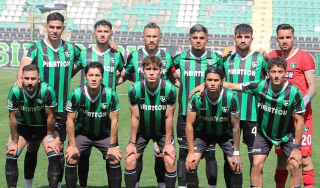 Denizlispor boş tribünler önünde 1 puanla yetindi