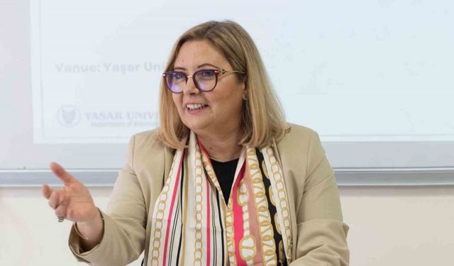 Dışişleri Bakanlığı İzmir Temsilcisi Kaya: "Vize sorunu geçici bir süreç"