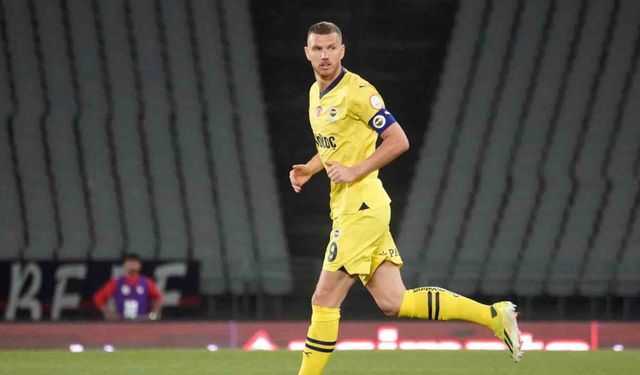 Edin Dzeko, Fenerbahçe’de 20 golü geçen 5. yabancı futbolcu oldu