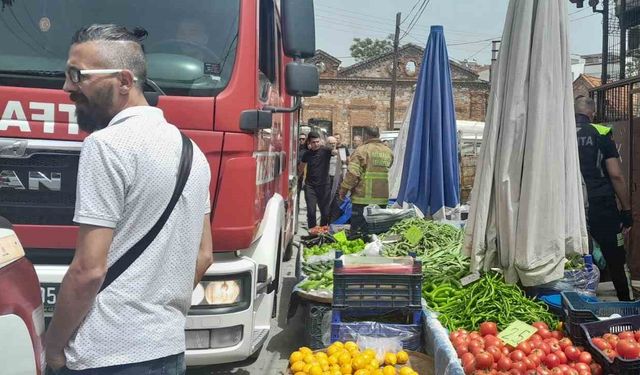 Edremit’te pazar yerinde yangın paniği